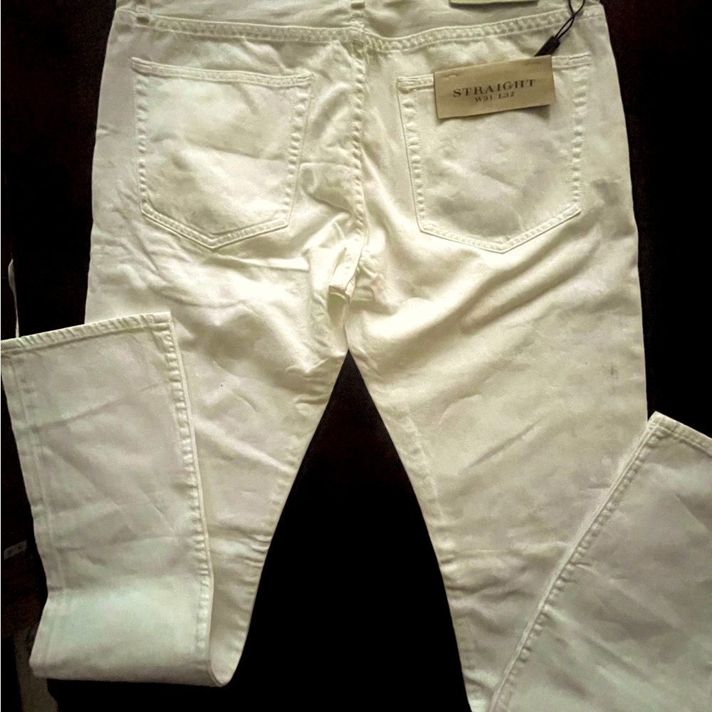 Burberry White Straight Leg Jeans with Seamless Stitching , NWT - Picture 2 of 12
